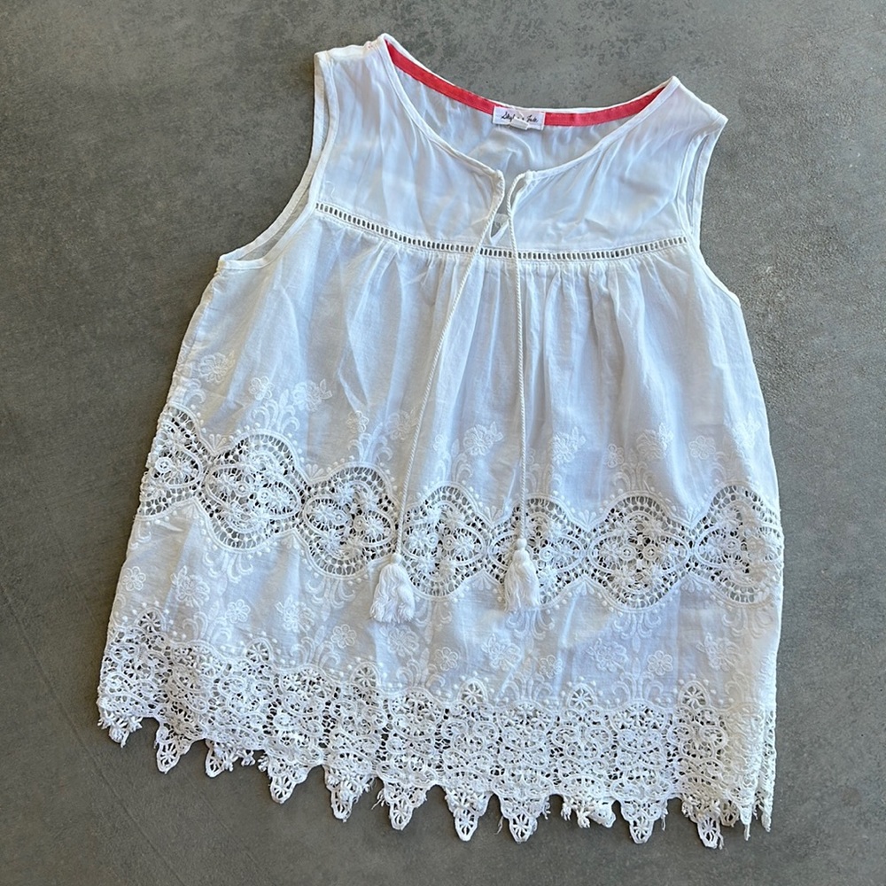 Skylar + Jade Women’s White Sleeveless Blouse